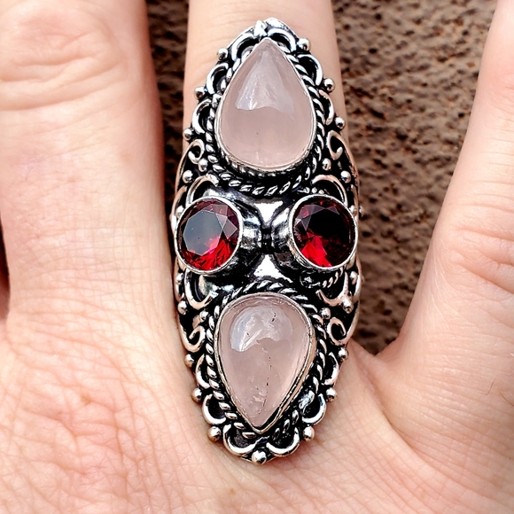 New Rose Quartz and Garnet 925 Silver Statement Ring. - Picture 9 of 15